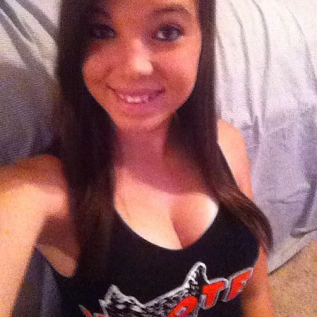 Девушки из ресторана Hooters в Instagram