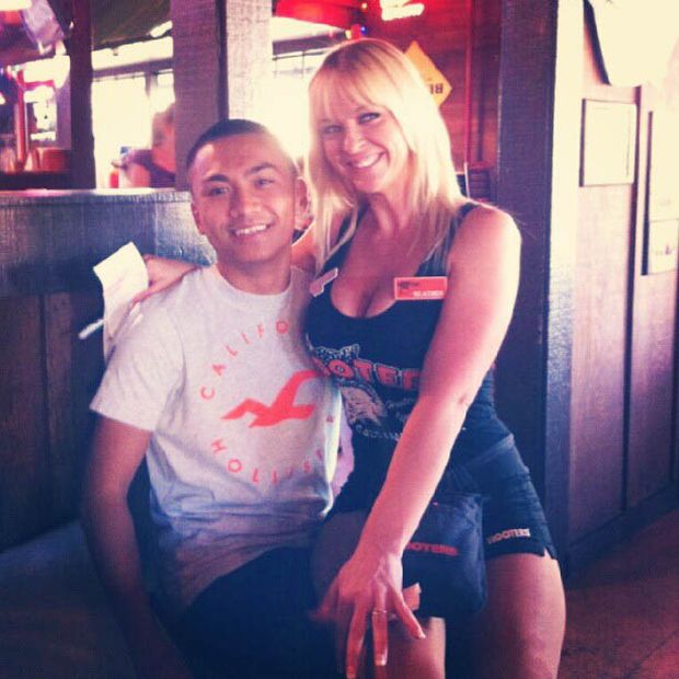 Девушки из ресторана Hooters в Instagram