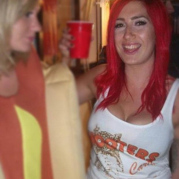 Девушки из ресторана Hooters в Instagram