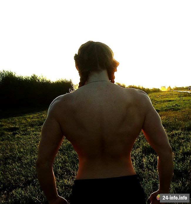 Девушка, с которой не каждый осмелится познакомиться (21 фото)