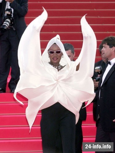 Cтранные наряды знаменитостей