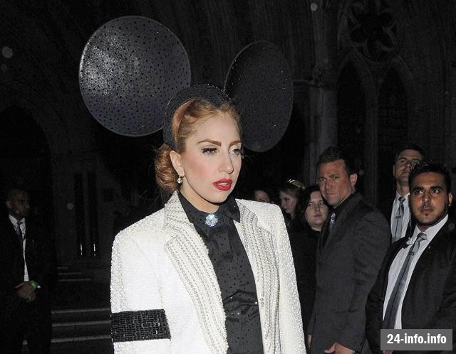 Cтранные наряды знаменитостей