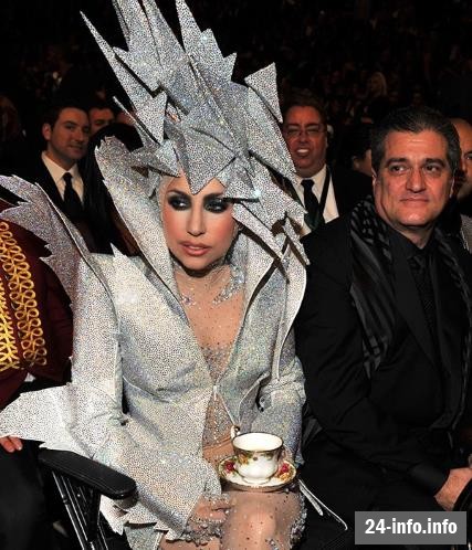 Cтранные наряды знаменитостей