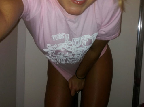 Bad girls bend at the waist (42 Photos)