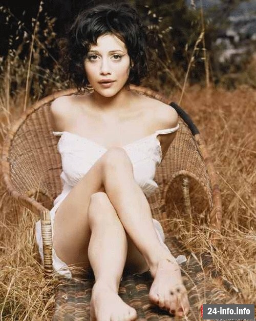 Голая Бриттани Мерфи