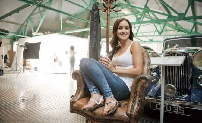 За кулисами съемок эротического календаря "Hot Shots 2014"