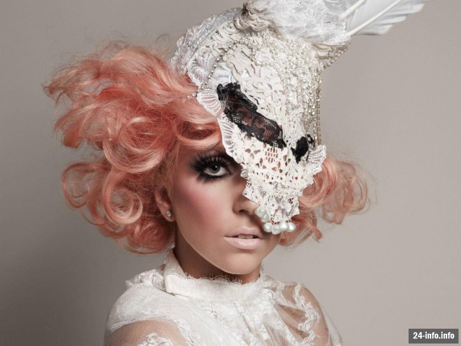 Cтранные наряды знаменитостей