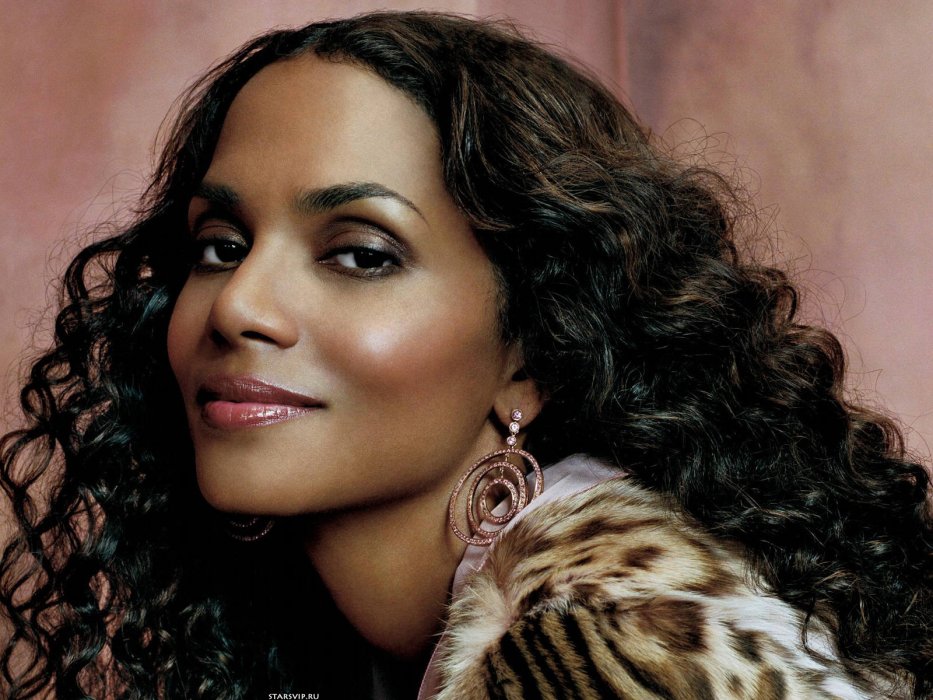 Halle Berry (Холли Берри) 4 фото