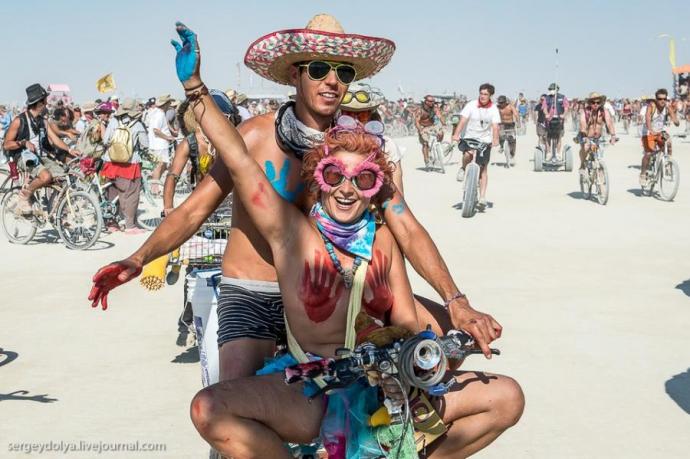 Burning Man 2013. 10 000 голых сисек в пустыне (18+)