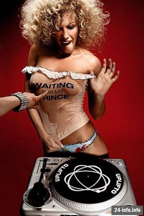 Голая Бензина (эротические фото)