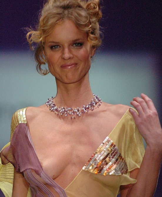 Топ-модели на подиуме