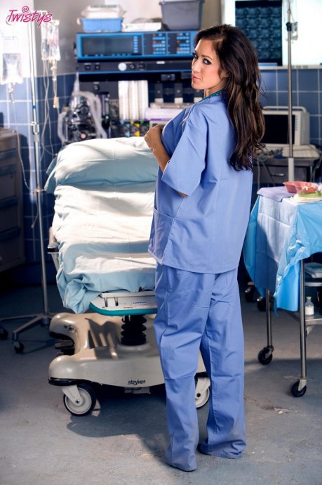 Стриптиз в операционной