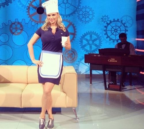 Анна Семенович стала похожа на Волочкову Анна Семенович стала похожа на Волочкову