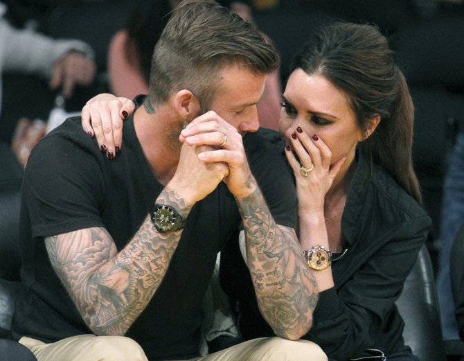 Дэвид Бекхем продемонстрировал новую татуировку Дэвид Бекхем продемонстрировал новую татуировку