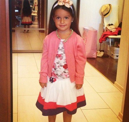 Ксения Бородина эксплуатирует детский труд