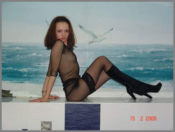 Рыжая стерва в чулочках