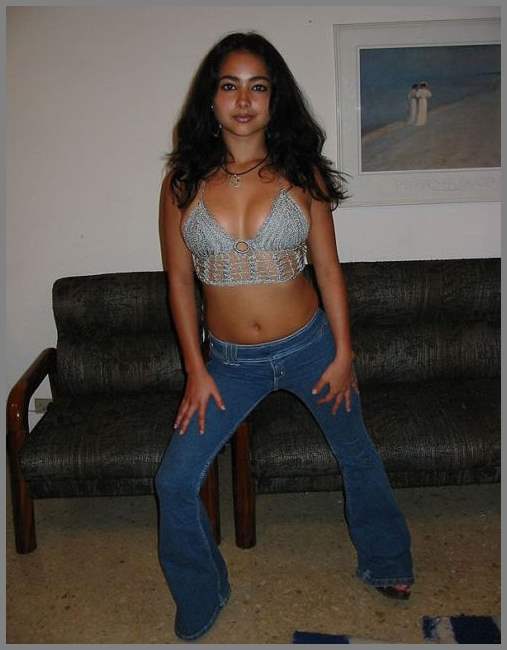 арабские девушки в общежитии голышом