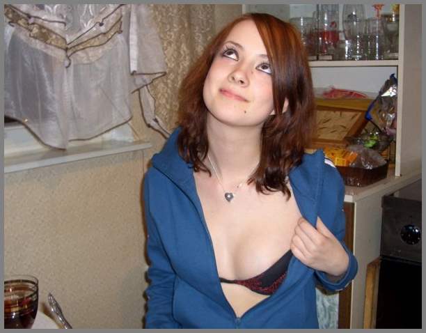 Частные фотки сексуальной деффки