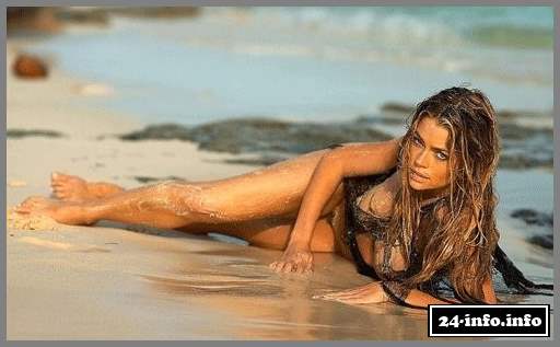 Голая звезда Дениз Ричардс