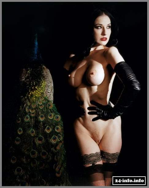 Голая звезда Дита фон Тиз