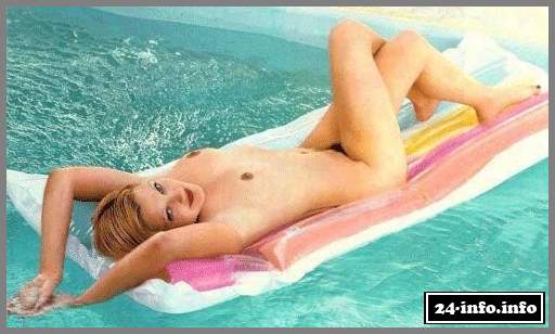 Голая звезда Дрю Бэрримор