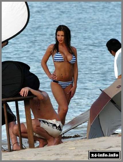 Голая звезда Джемма Аткинсон