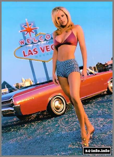 Голая звезда Дженни Маккарти