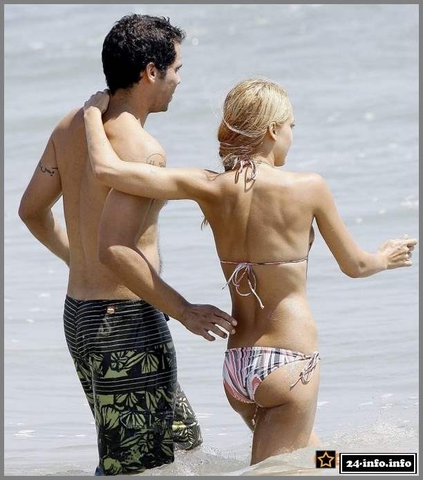 Голая звезда Джессика Альба