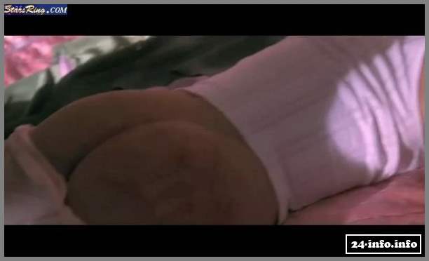 Голая звезда Джессика Альба