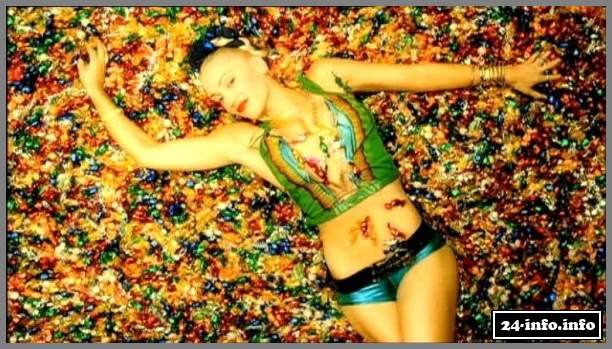 Голая звезда Гвен Стефани