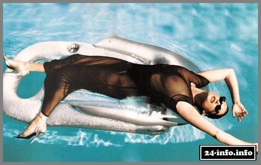 Голая звезда Кэрри Отис