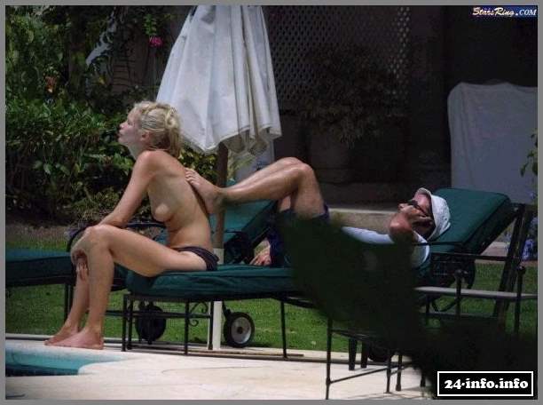 Голая звезда Клаудия Шиффер