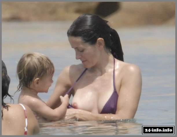 Голая звезда Клэр Кортни Кокс