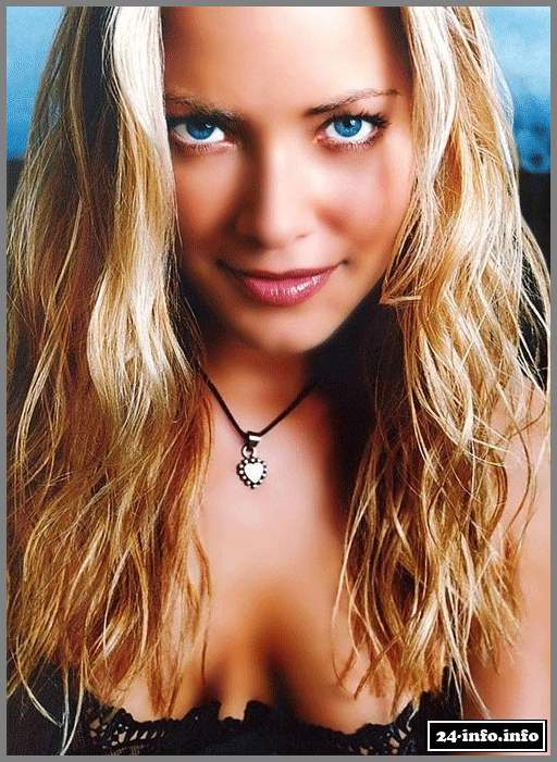 Голая звезда Кристанна Локен