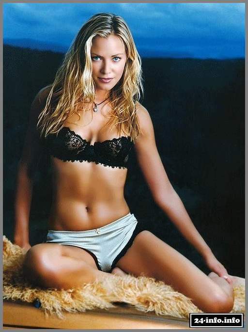 Голая звезда Кристанна Локен