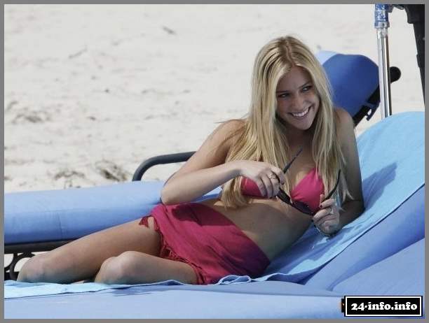 Голая звезда Кристин Каваллари