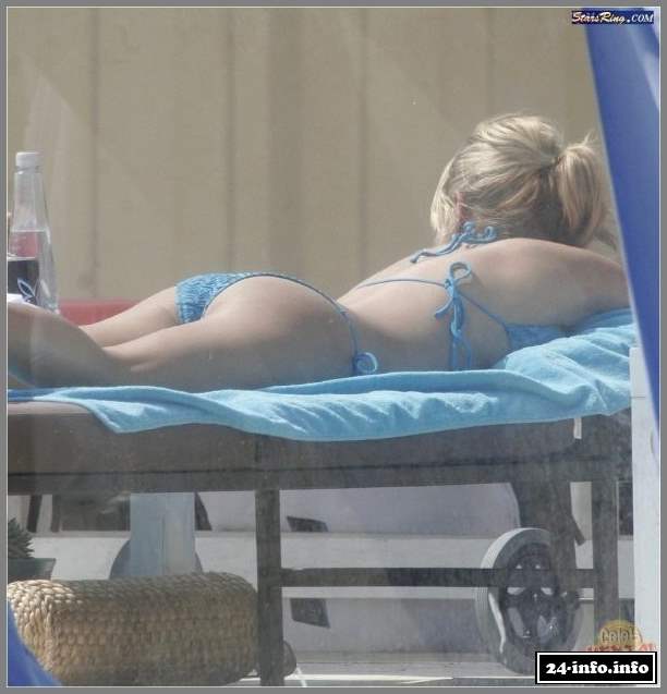 Голая звезда Кристин Каваллари