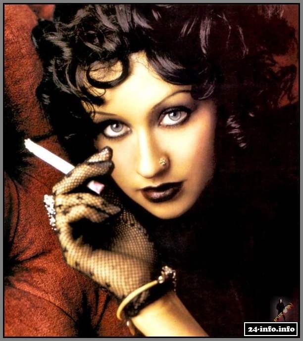 Голая звезда Кристина Агилера