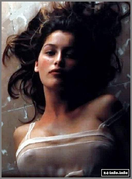 Голая звезда Летиция Каста