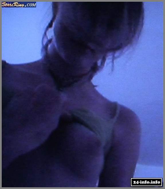 Голая звезда Лейтон Мистер