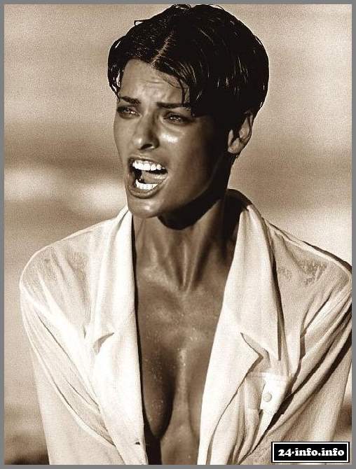 Голая звезда Линда Евангелиста