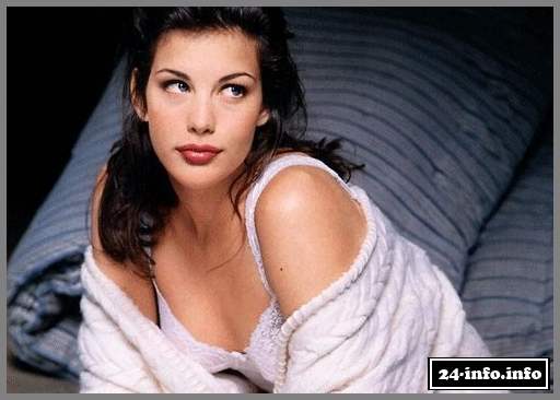 Голая звезда Лив Тайлер