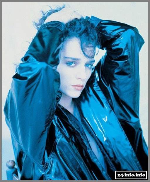 Голая звезда Валерия Голино