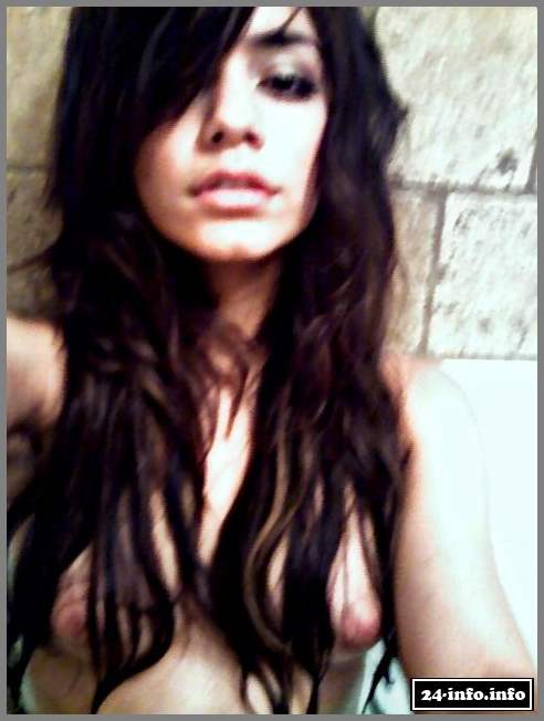 Голая звезда Ванесса Хадженс