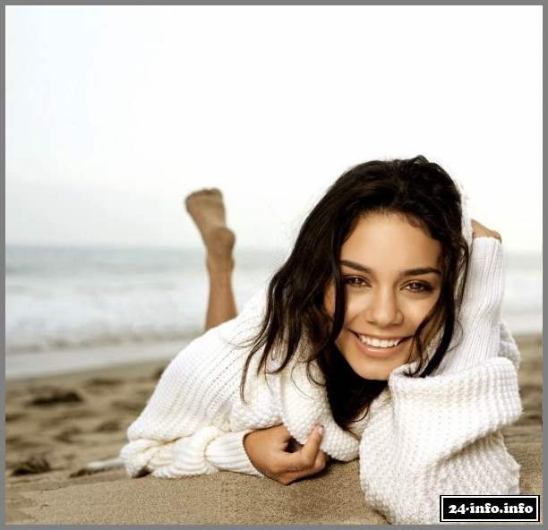 Голая звезда Ванесса Хадженс