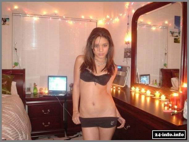 Голая звезда Ванесса Хадженс