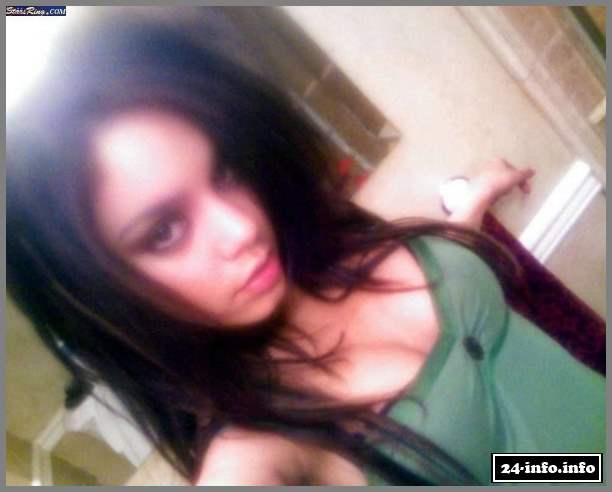 Голая звезда Ванесса Хадженс