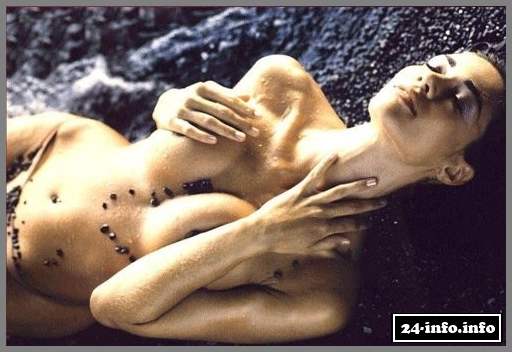 Голая звезда Ванесса Келли