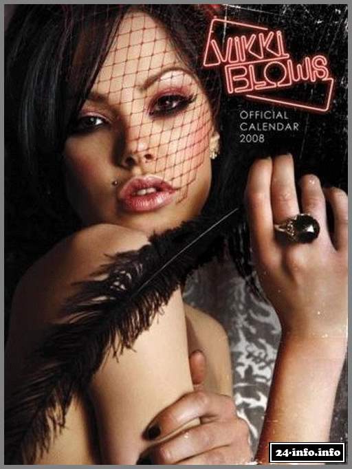 Голая звезда Викки Блоус