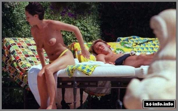 Голая звезда Виктория Бекхэм